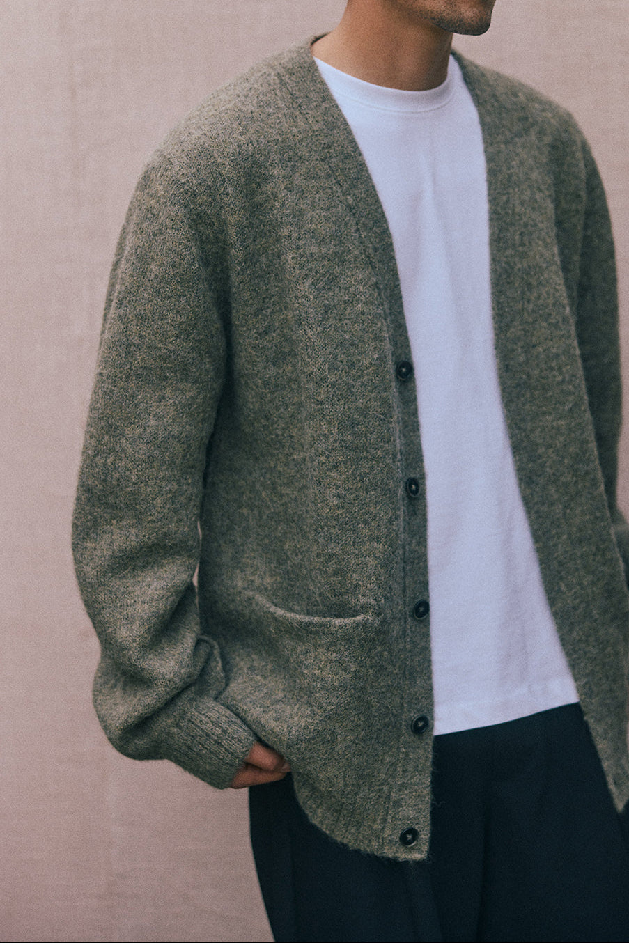 PREVENTA: Men's Cárdigan Alpaca Felted - Musgo