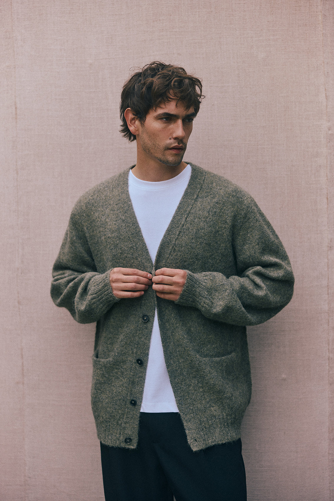 PREVENTA: Men's Cárdigan Alpaca Felted - Musgo