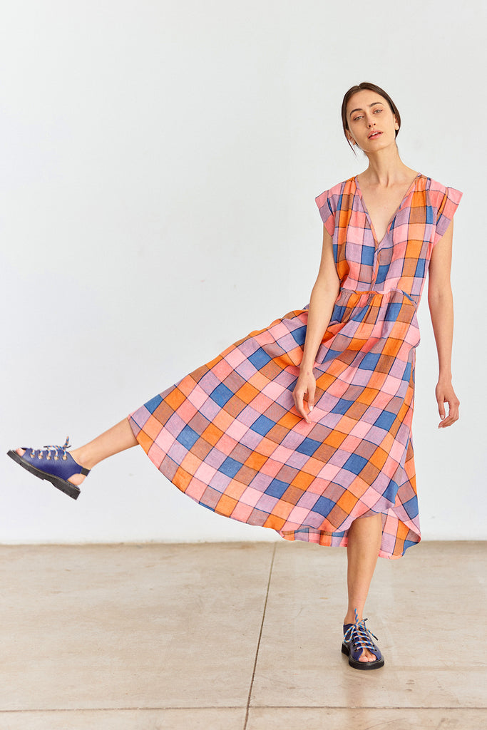 Checked V-Neck Relaxed Linen Dress