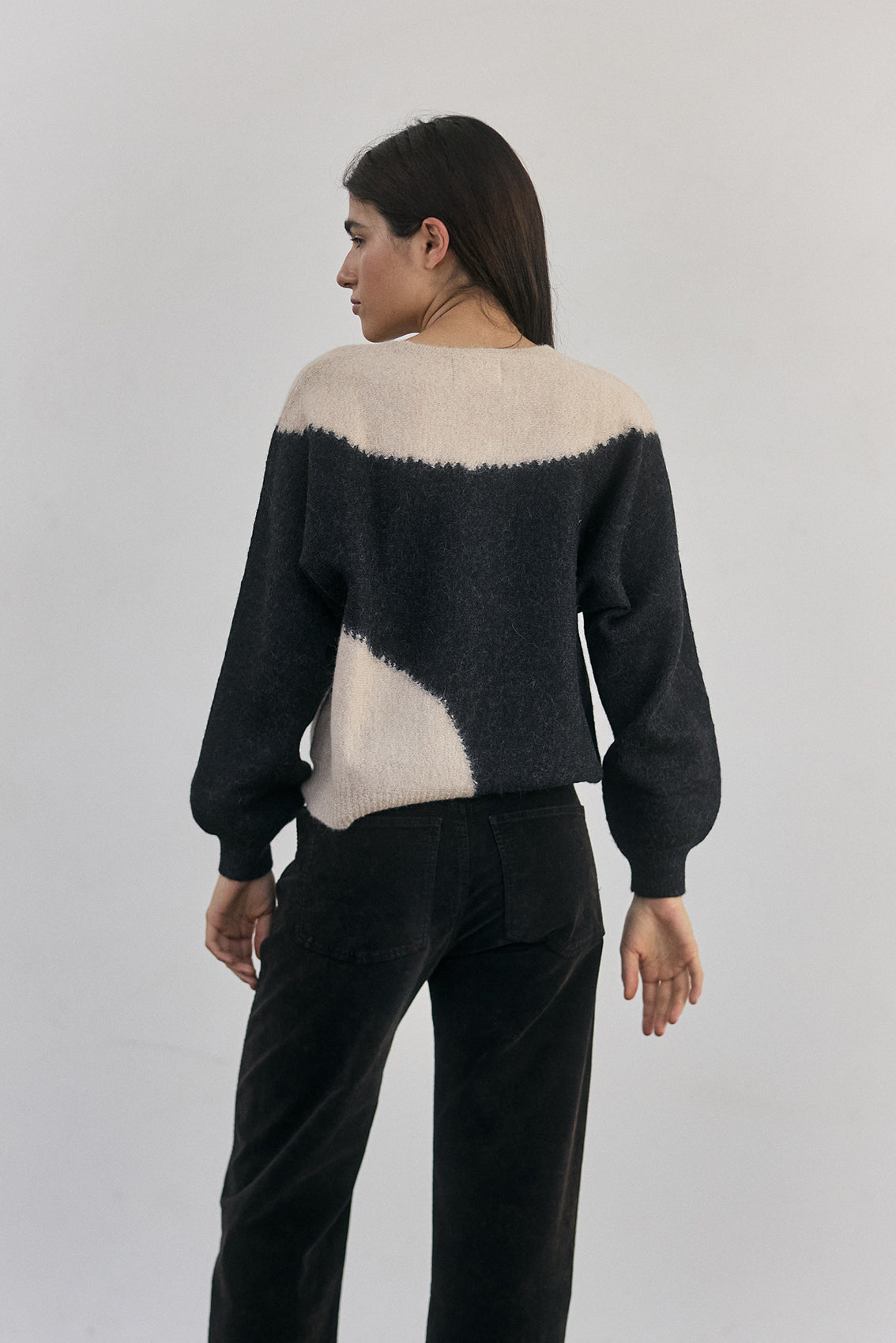 Sweater Alpaca Felted Semicírculos - Medianoche/Crudo