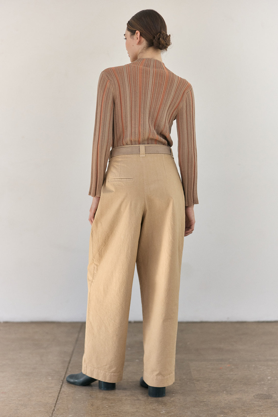Pantalón Pinzado Algodón Rugoso - Turrón