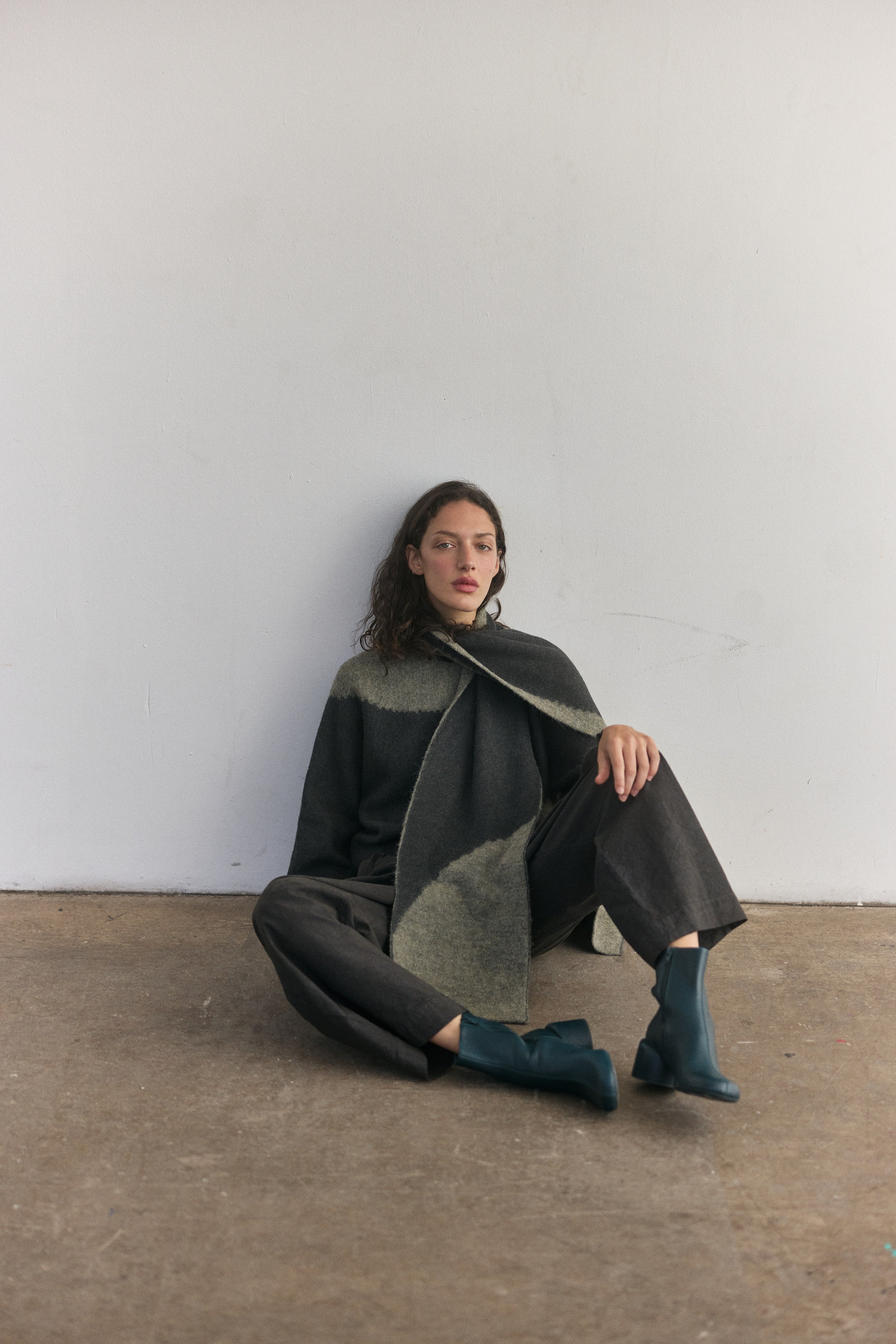 Bufanda Alpaca Felted Semicírculos - Pizarra/Musgo