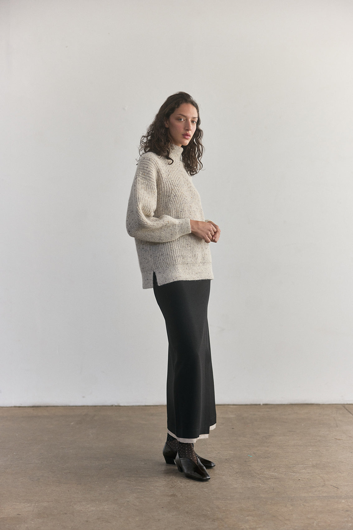 Sweater Oversized Cuello Alto Alpaca/Mohair - Crudo