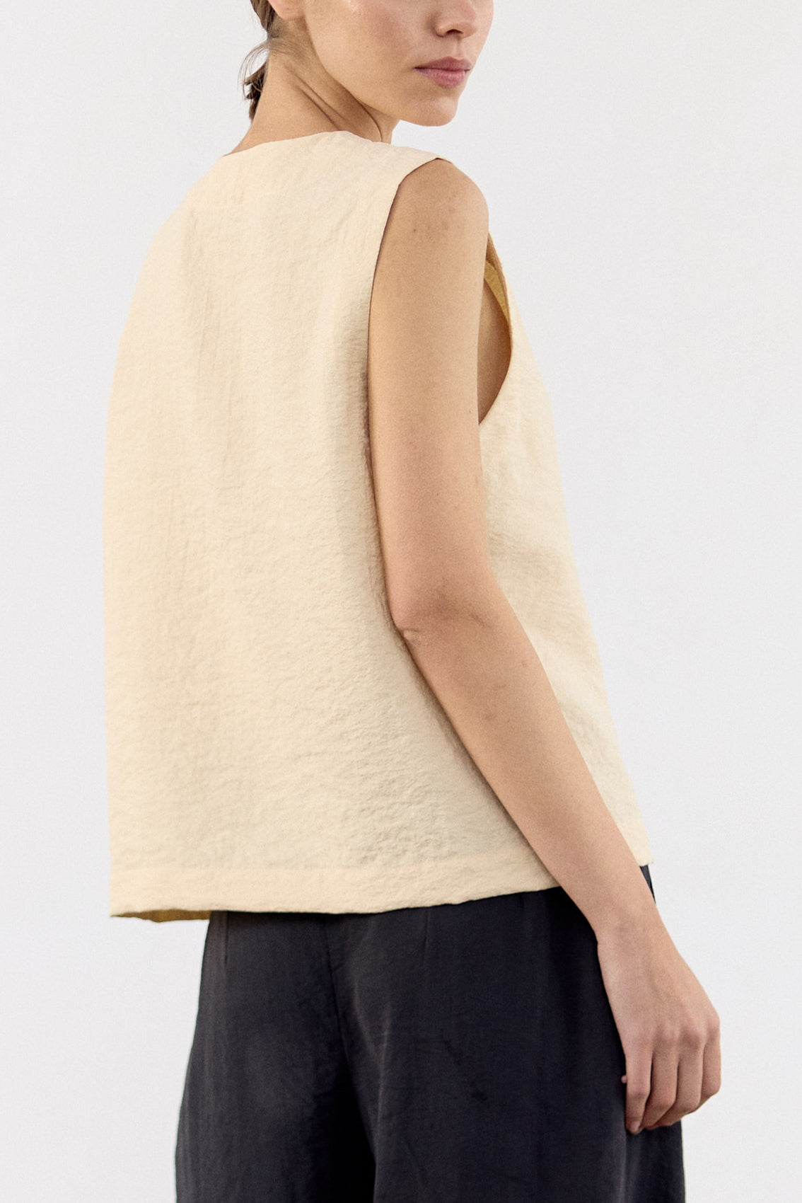 Top Vest Seda Rugosa - Mantequilla