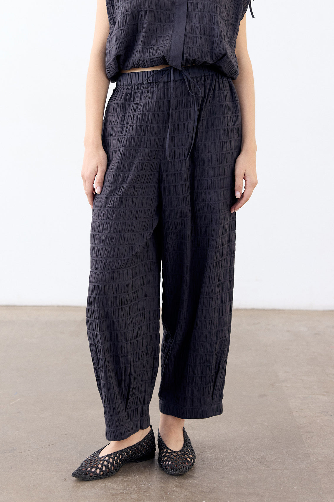 Smocked Easy Cotton Pant - Grafito