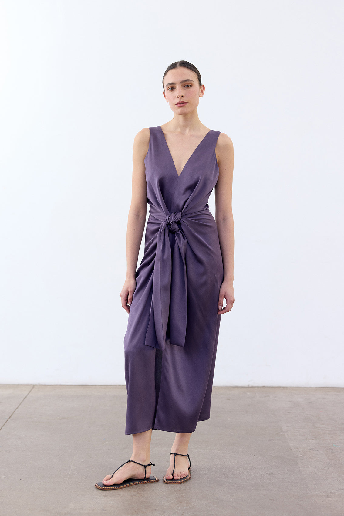 V-Neck Tie Silk Dress - Berenjena