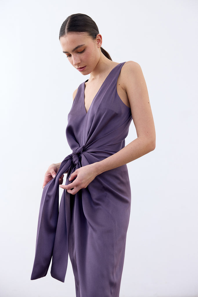 V-Neck Tie Silk Dress - Berenjena