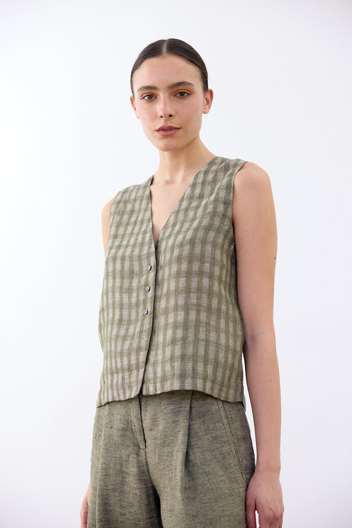 Top Vest Abotonado Lino - Musgo