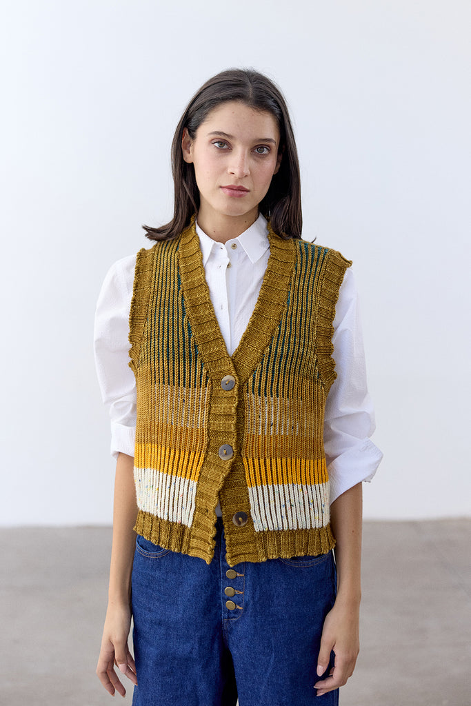 Buttoned Knitted Vest Merino Wool - Mix Oliva