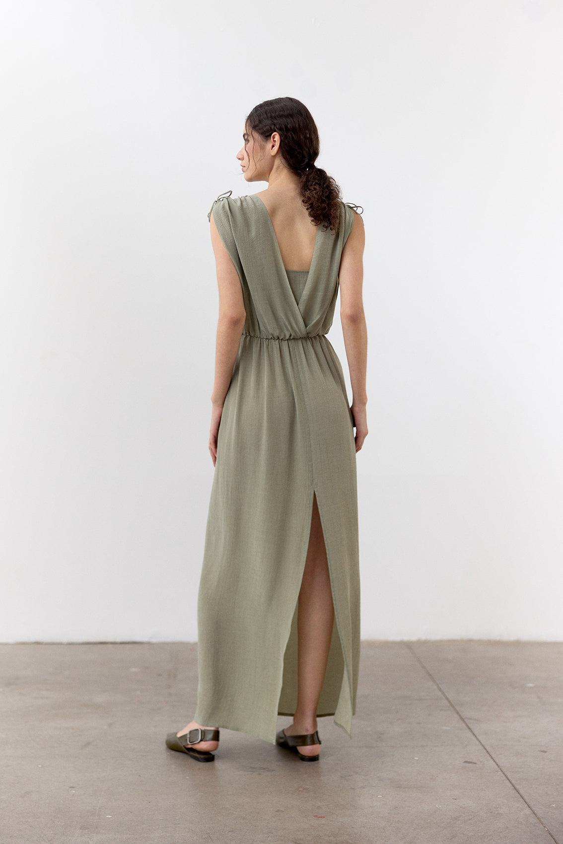 Vestido Ablusonado Lyocell Corrugado - Musgo