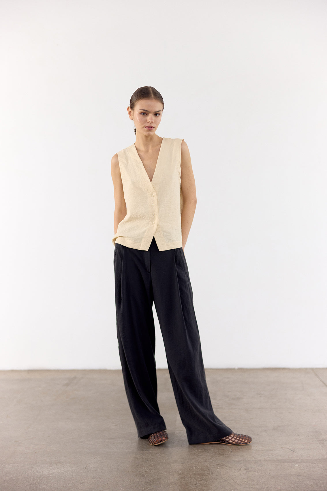 Top Vest Seda Rugosa - Mantequilla