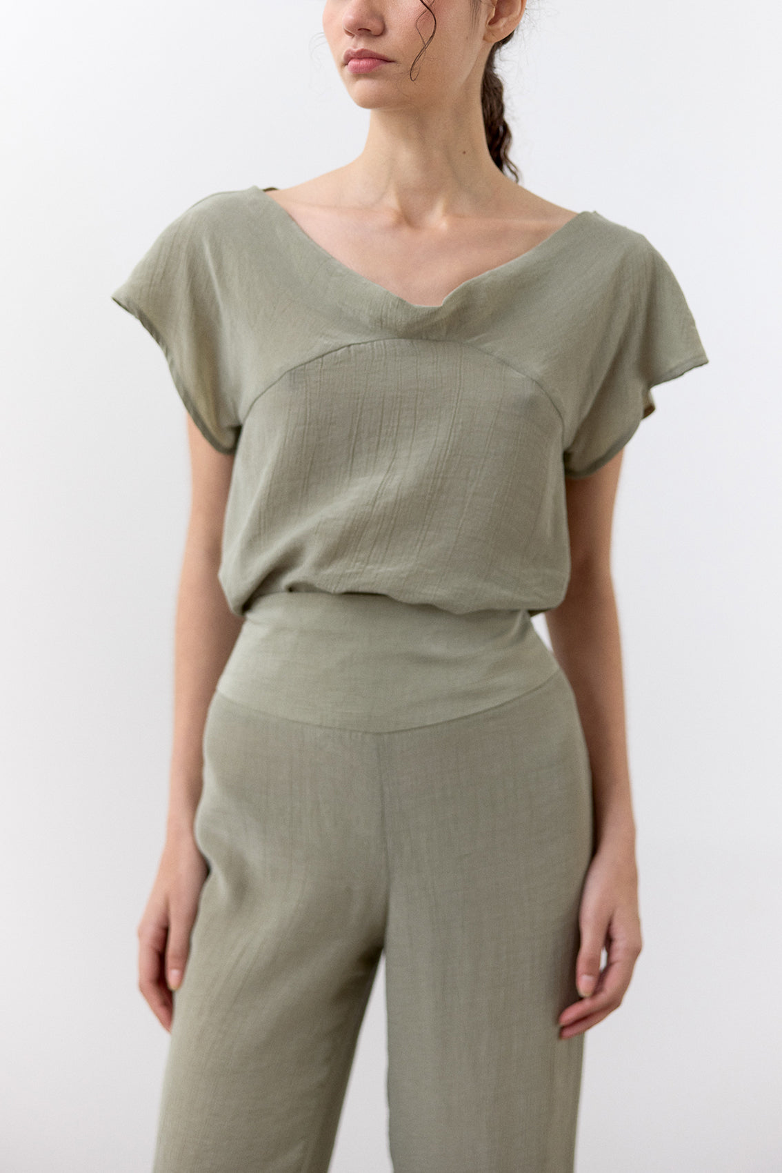 Pantalón Pretina Curva Lyocell Corrugado - Musgo