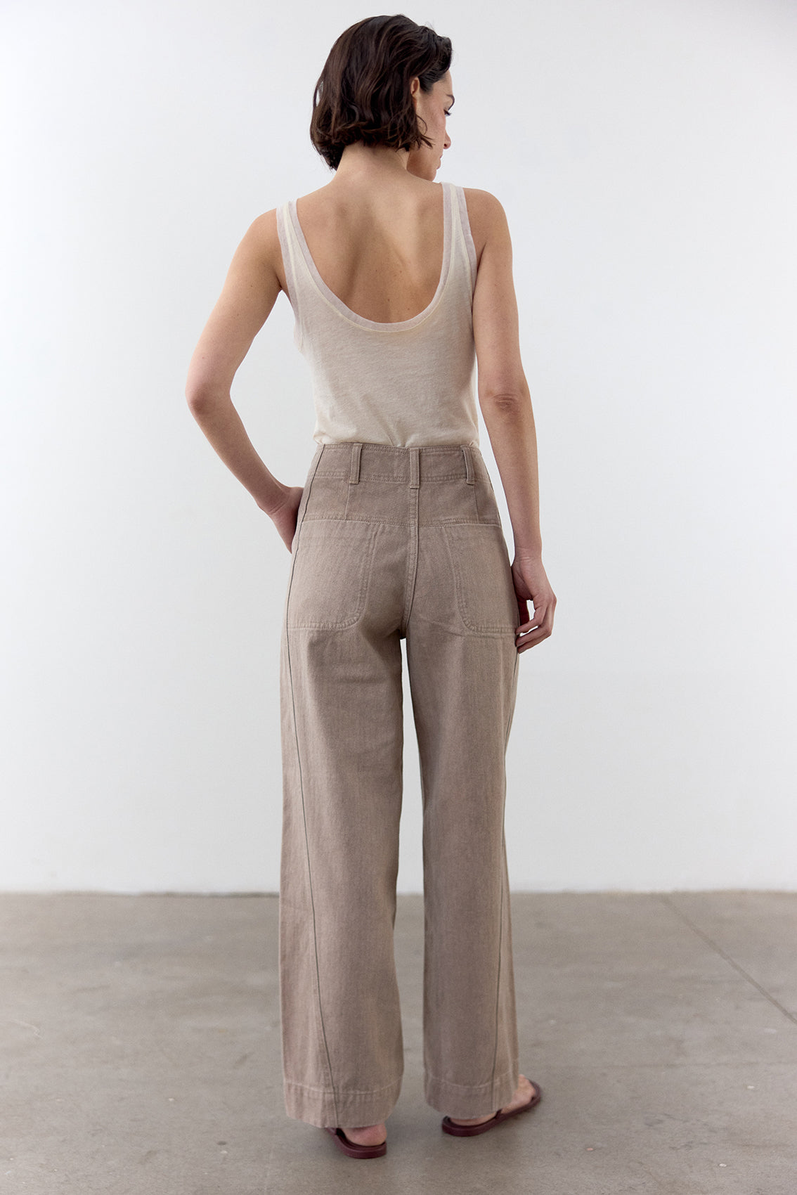 Jeans Recto Denim Reciclado - Taupe