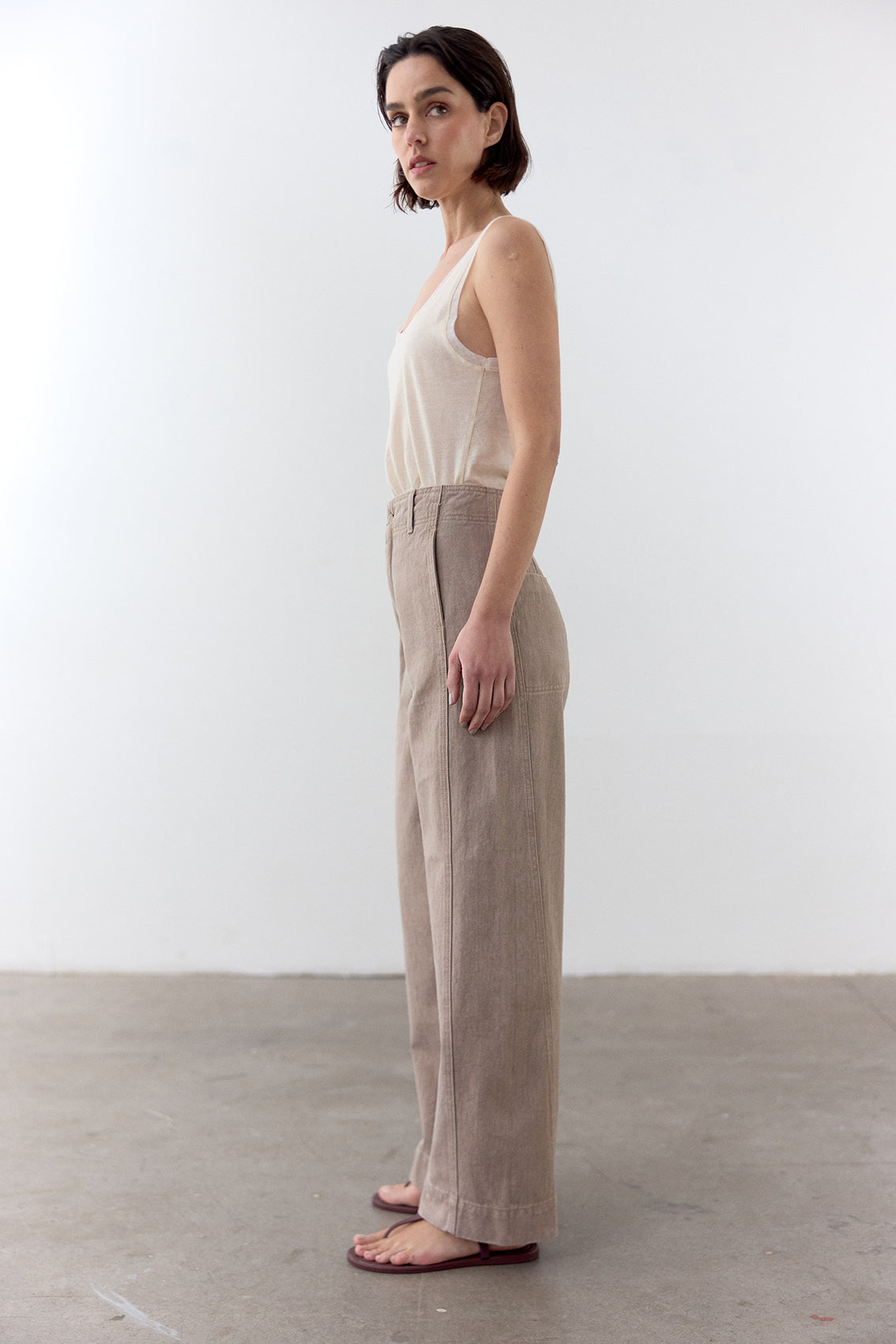 Jeans Recto Denim Reciclado - Taupe