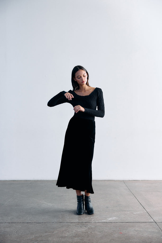 Crinkle Texture Silk Top - Ónix