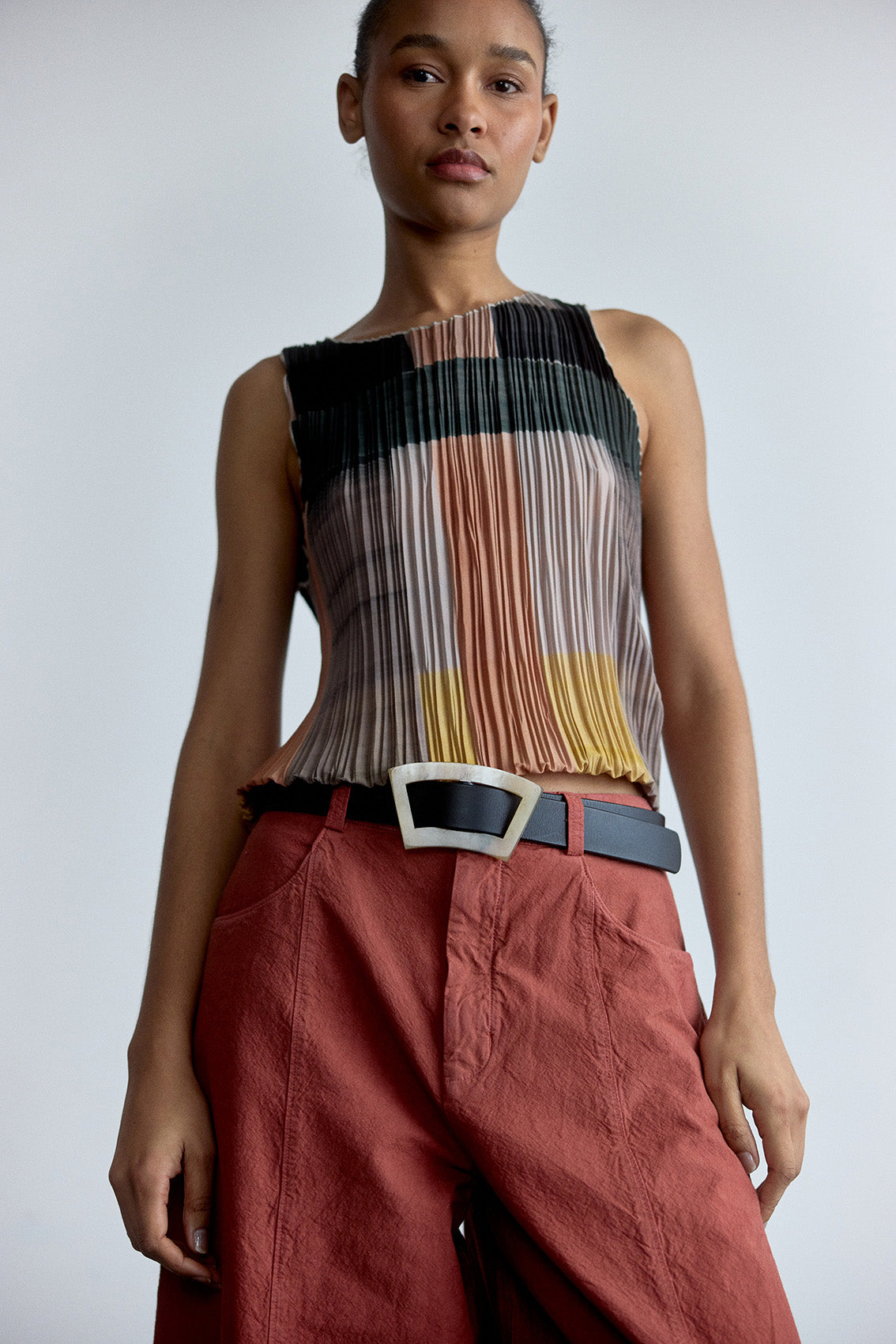 [COMING SOON] Pantalón Ancho Algodón Rugoso - Grosella