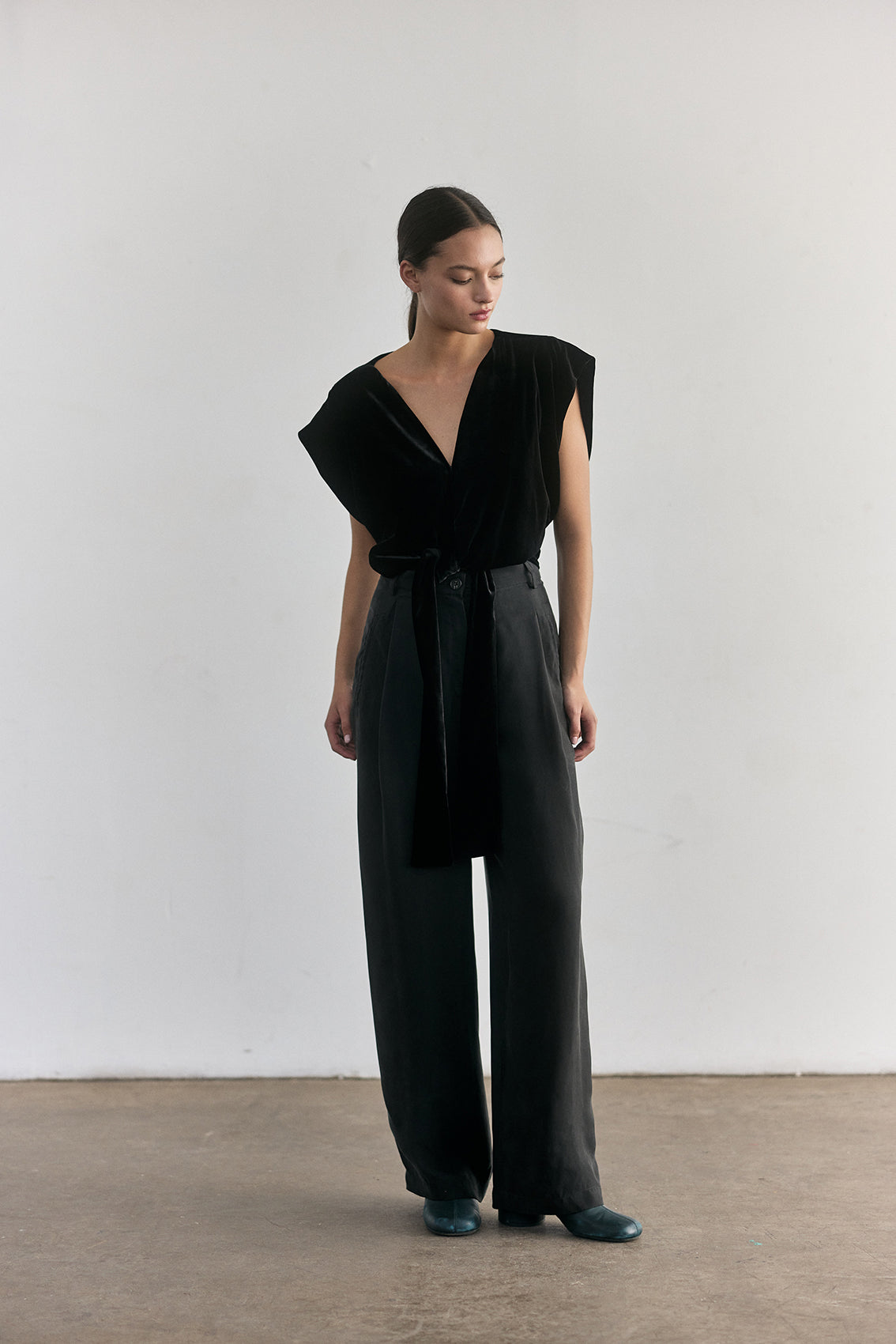 Top Anudado Terciopelo - Ónix