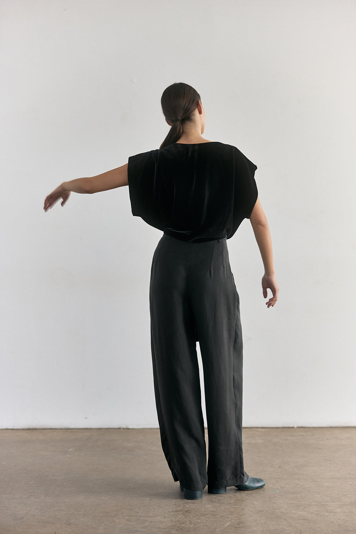 Top Anudado Terciopelo - Ónix