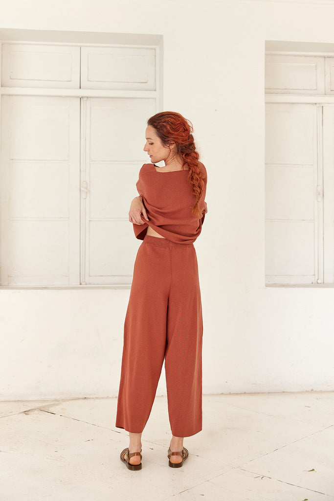 Knitted Curved Pant - Coral